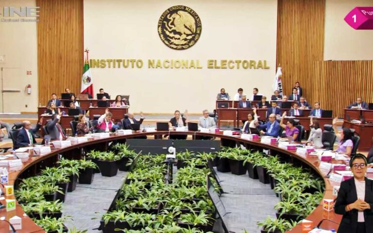 ine-consejeros-secretaria-ejecutiva